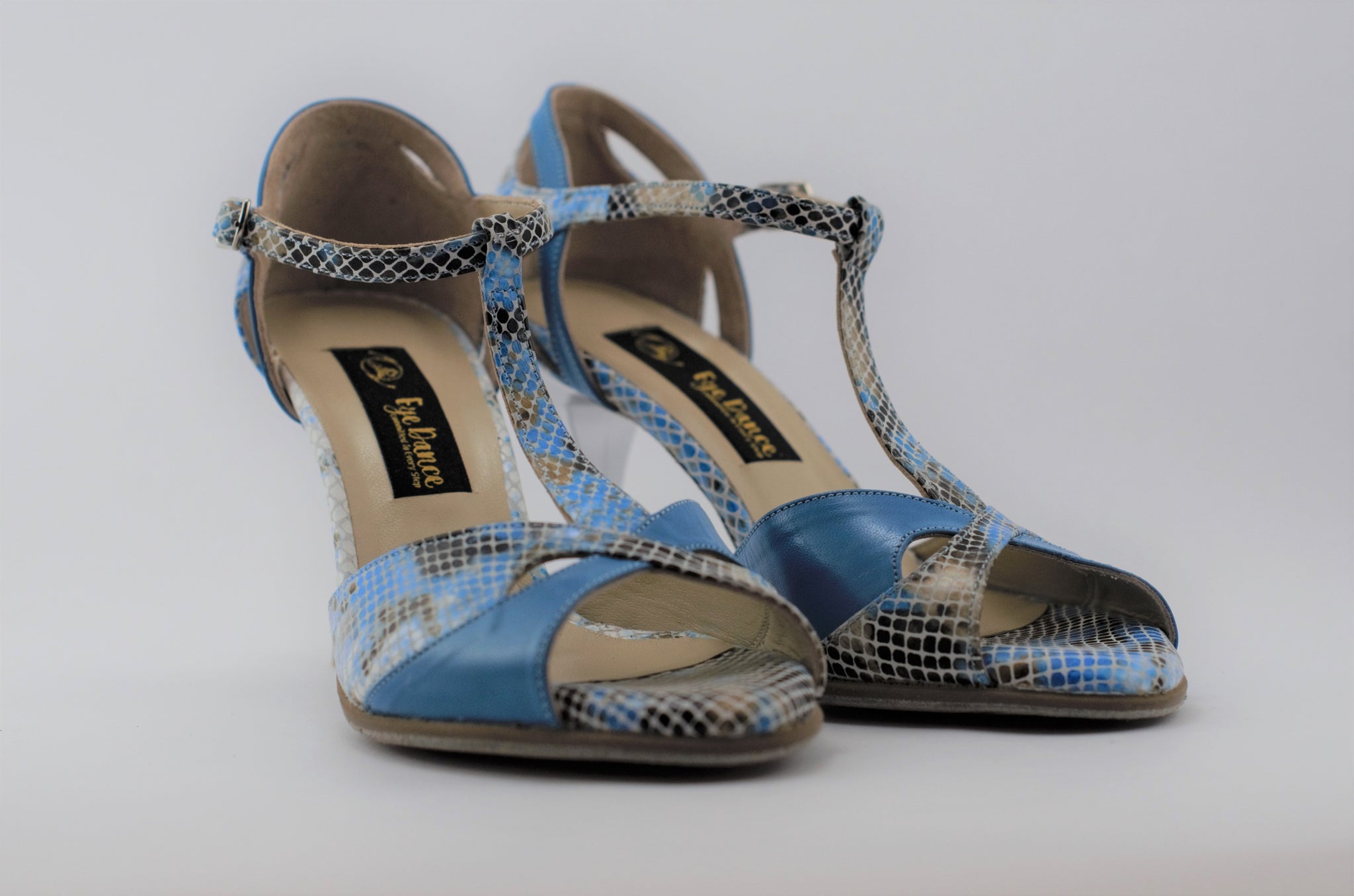 Verrast Klokje knijpen Handmade Tango Shoe - Seattle – EYE DANCE SHOES